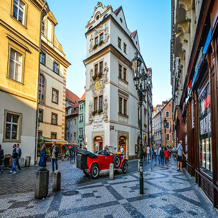 study-in-the-czech-republic-prague-old-city